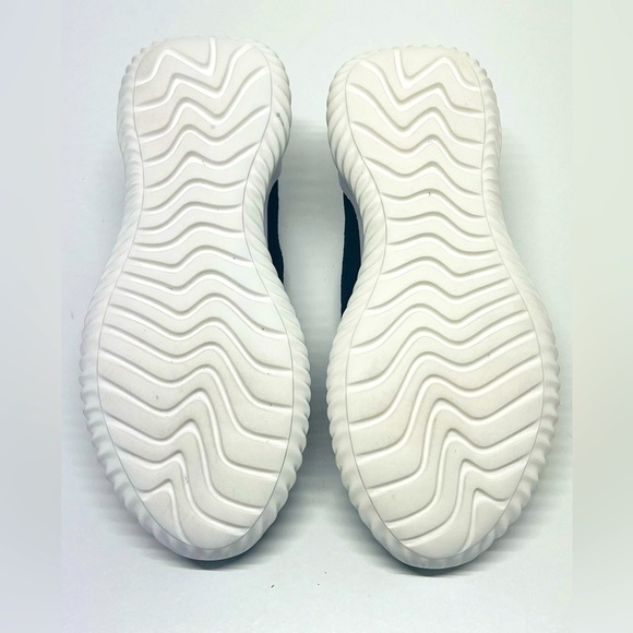 Akk - Women’s Walking Lightweight Memory Foam Sneaker - 8 - Picture 11 of 11